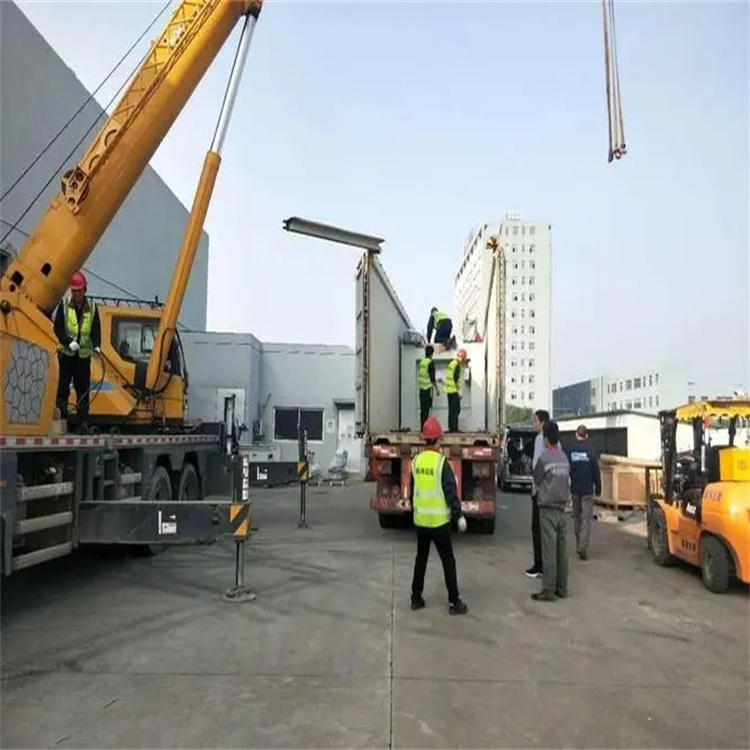 东区如何找到附近的吊车救援服务