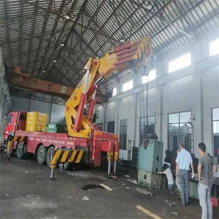 东区速查！附近自卸吊车租赁电话及租赁全攻略